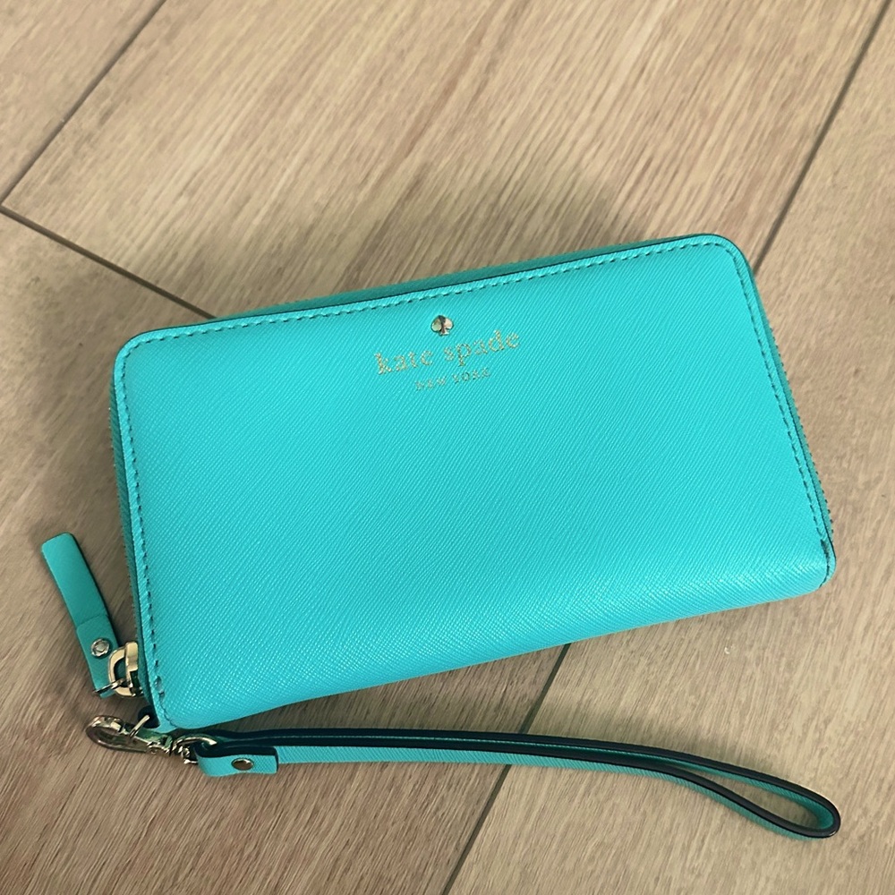 Kate Spade Wristlet Wallet